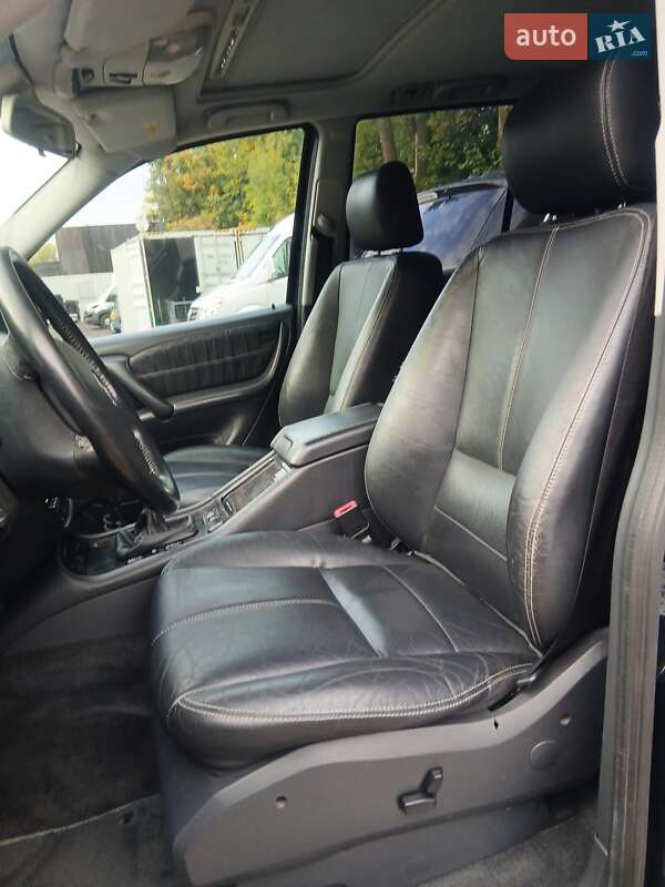 Позашляховик / Кросовер Mercedes-Benz M-Class 2003 в Хусті