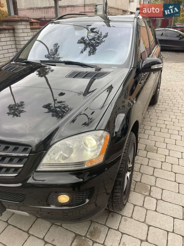 Внедорожник / Кроссовер Mercedes-Benz M-Class 2007 в Ирпене фото 11 Внедорожник / Кроссовер Mercedes-Benz M-Class 2007 в Ирпене
