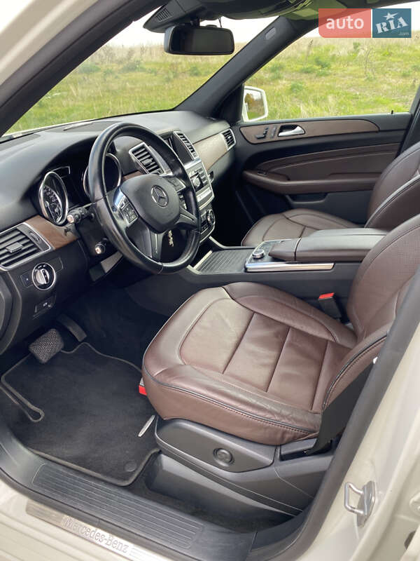 Позашляховик / Кросовер Mercedes-Benz M-Class 2013 в Одесі