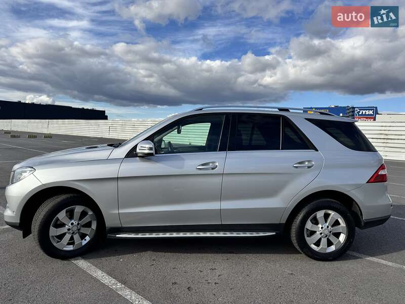 Позашляховик / Кросовер Mercedes-Benz M-Class 2013 в Львові
