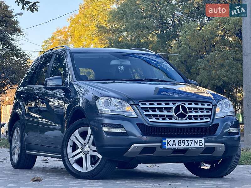 Позашляховик / Кросовер Mercedes-Benz M-Class 2011 в Одесі фото 24 Позашляховик / Кросовер Mercedes-Benz M-Class 2011 в Одесі