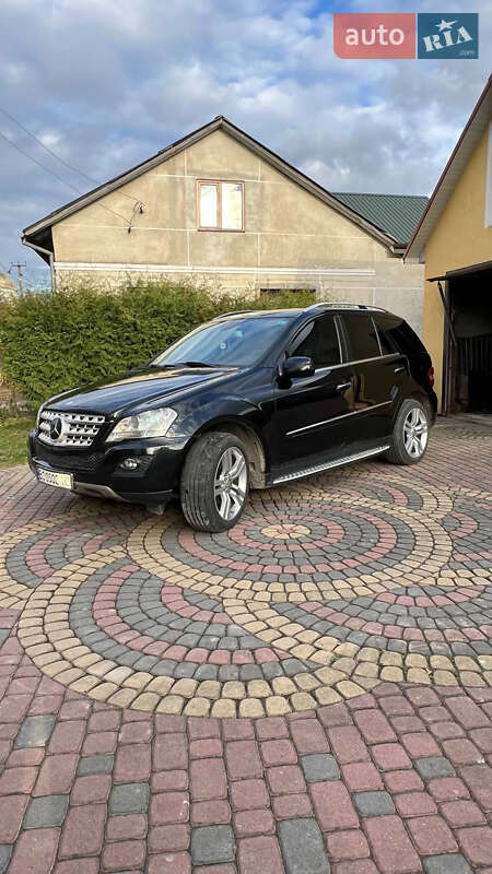 Позашляховик / Кросовер Mercedes-Benz M-Class 2009 в Яворові фото 5 Позашляховик / Кросовер Mercedes-Benz M-Class 2009 в Яворові