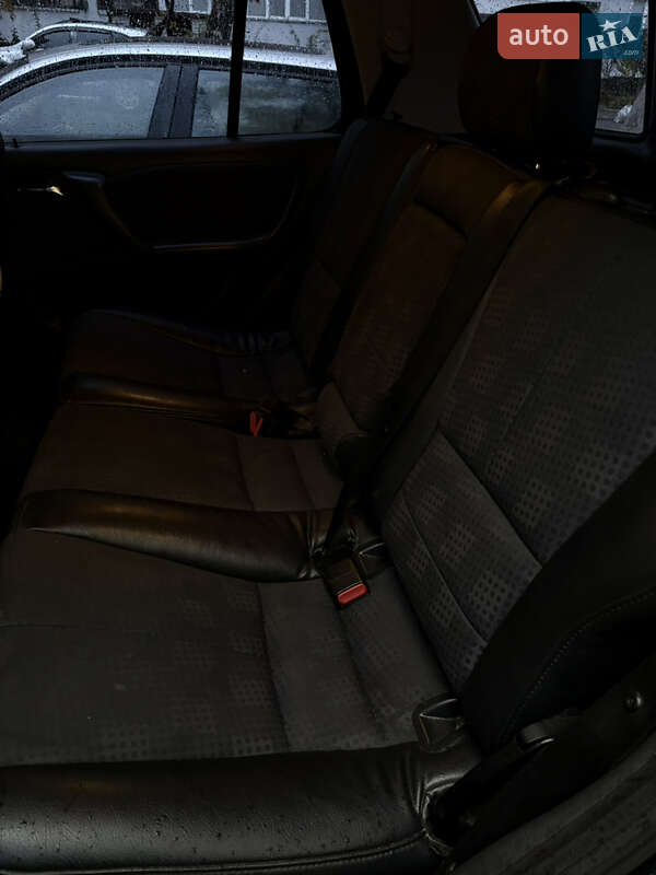 Позашляховик / Кросовер Mercedes-Benz M-Class 2003 в Черкасах