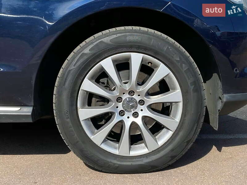 Внедорожник / Кроссовер Mercedes-Benz M-Class 2013 в Киеве