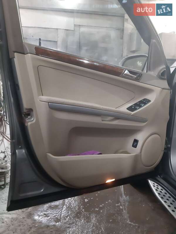 Внедорожник / Кроссовер Mercedes-Benz M-Class 2007 в Белой Церкви фото 15 Внедорожник / Кроссовер Mercedes-Benz M-Class 2007 в Белой Церкви