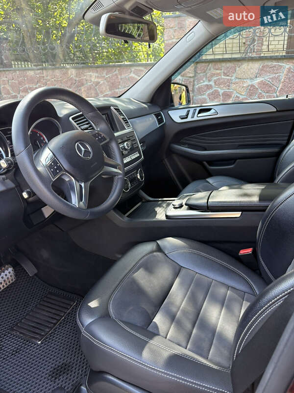 Внедорожник / Кроссовер Mercedes-Benz M-Class 2012 в Житомире фото 11 Внедорожник / Кроссовер Mercedes-Benz M-Class 2012 в Житомире