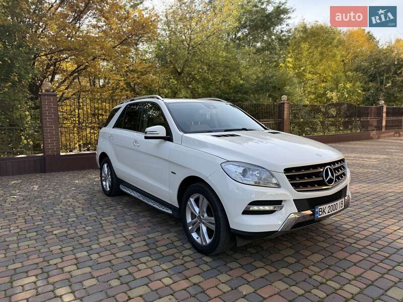 Позашляховик / Кросовер Mercedes-Benz M-Class 2013 в Рівному фото 14 Позашляховик / Кросовер Mercedes-Benz M-Class 2013 в Рівному