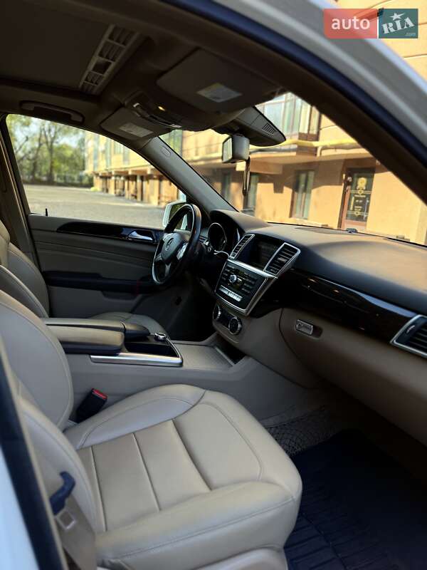 Позашляховик / Кросовер Mercedes-Benz M-Class 2013 в Рівному фото 19 Позашляховик / Кросовер Mercedes-Benz M-Class 2013 в Рівному