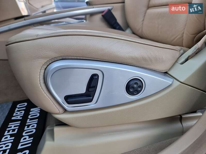 Внедорожник / Кроссовер Mercedes-Benz M-Class 2010 в Киеве