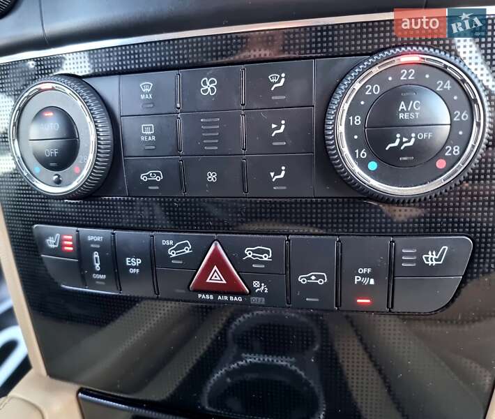 Внедорожник / Кроссовер Mercedes-Benz M-Class 2010 в Киеве