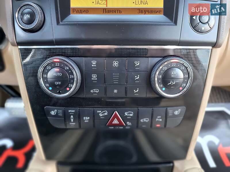 Внедорожник / Кроссовер Mercedes-Benz M-Class 2010 в Киеве