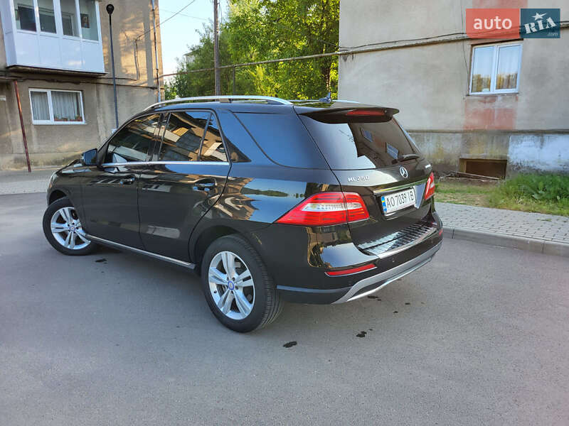 Внедорожник / Кроссовер Mercedes-Benz M-Class 2015 в Ужгороде фото 15 Внедорожник / Кроссовер Mercedes-Benz M-Class 2015 в Ужгороде