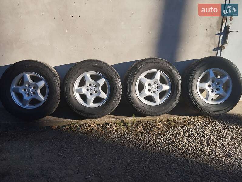 Внедорожник / Кроссовер Mercedes-Benz M-Class 2001 в Заставной