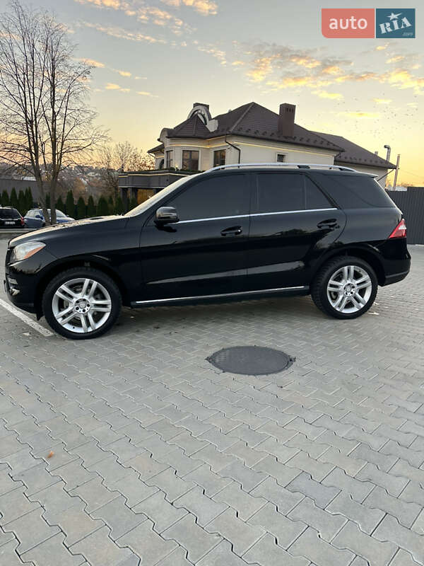 Внедорожник / Кроссовер Mercedes-Benz M-Class 2013 в Черновцах
