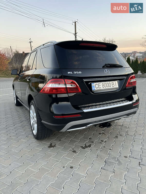 Внедорожник / Кроссовер Mercedes-Benz M-Class 2013 в Черновцах