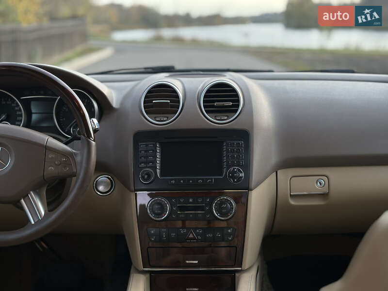 Внедорожник / Кроссовер Mercedes-Benz M-Class 2006 в Белой Церкви