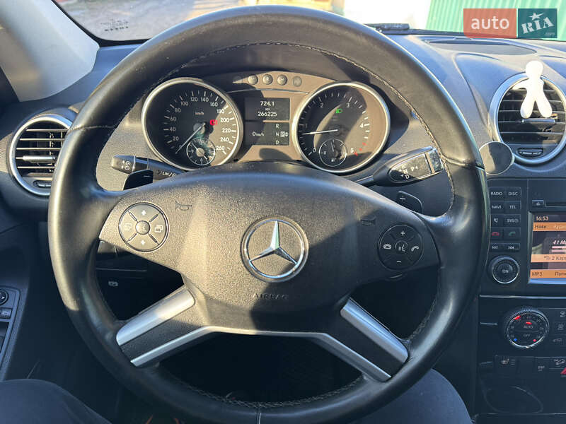 Позашляховик / Кросовер Mercedes-Benz M-Class 2009 в Заставній фото 4 Позашляховик / Кросовер Mercedes-Benz M-Class 2009 в Заставній