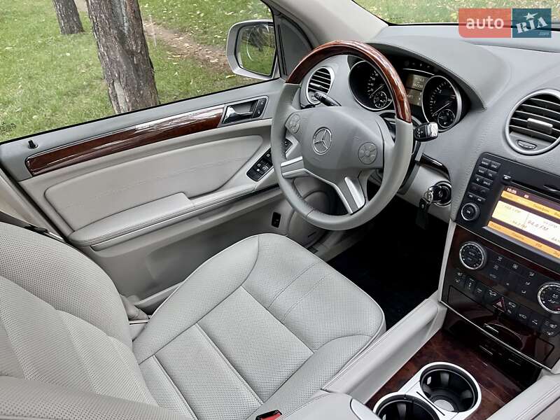 Позашляховик / Кросовер Mercedes-Benz M-Class 2008 в Києві