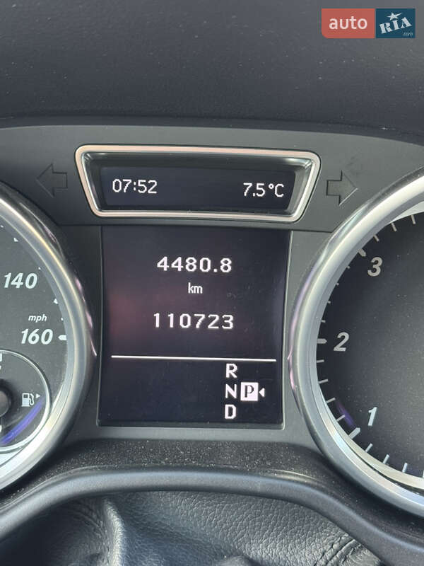 Внедорожник / Кроссовер Mercedes-Benz M-Class 2012 в Киеве