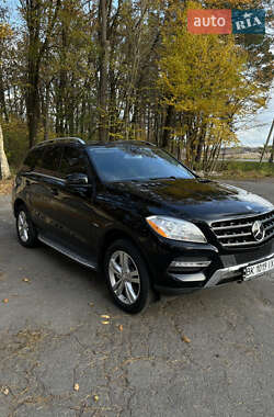 Внедорожник / Кроссовер Mercedes-Benz M-Class 2011 в Ровно