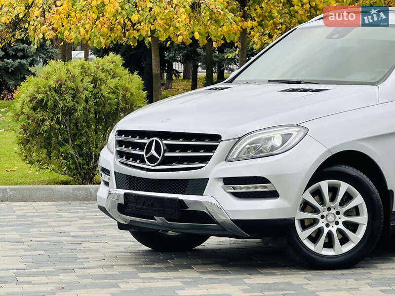 Позашляховик / Кросовер Mercedes-Benz M-Class 2013 в Дніпрі