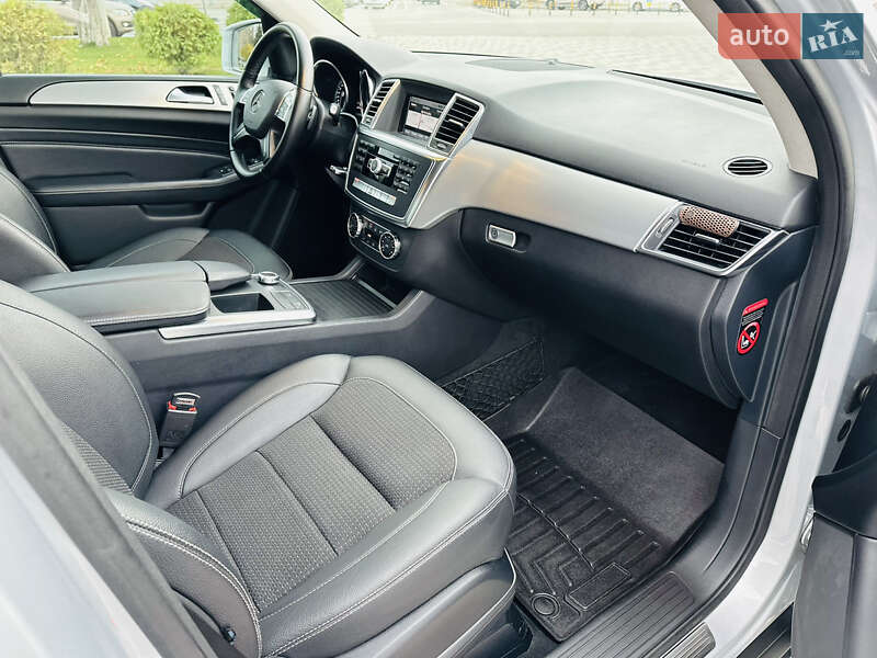 Позашляховик / Кросовер Mercedes-Benz M-Class 2013 в Дніпрі