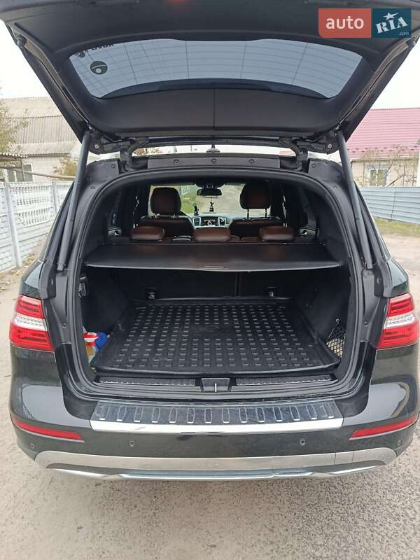 Внедорожник / Кроссовер Mercedes-Benz M-Class 2013 в Киеве фото 11 Внедорожник / Кроссовер Mercedes-Benz M-Class 2013 в Киеве