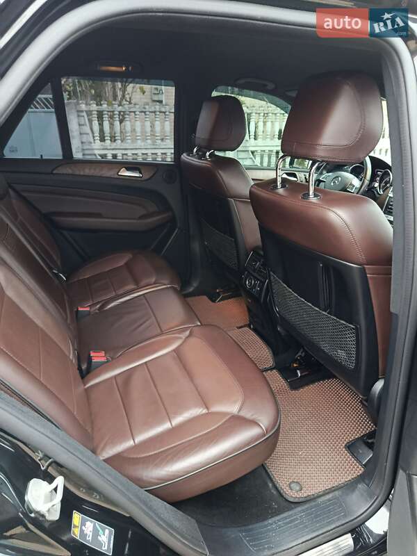 Внедорожник / Кроссовер Mercedes-Benz M-Class 2013 в Киеве фото 35 Внедорожник / Кроссовер Mercedes-Benz M-Class 2013 в Киеве