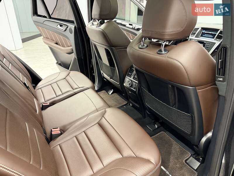 Внедорожник / Кроссовер Mercedes-Benz M-Class 2012 в Киеве фото 32 Внедорожник / Кроссовер Mercedes-Benz M-Class 2012 в Киеве