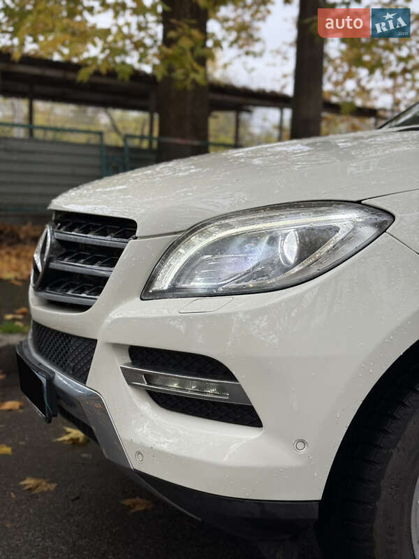 Позашляховик / Кросовер Mercedes-Benz M-Class 2012 в Миколаєві фото 9 Позашляховик / Кросовер Mercedes-Benz M-Class 2012 в Миколаєві