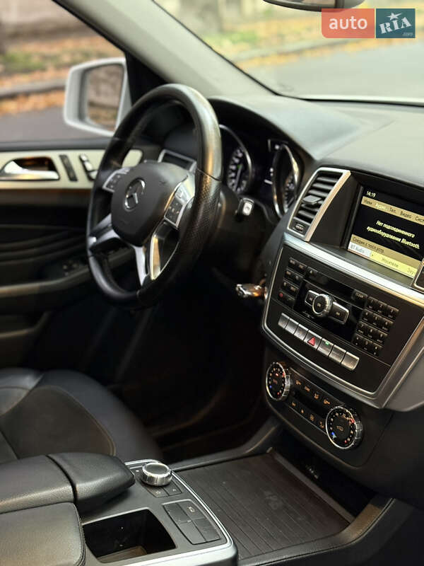 Позашляховик / Кросовер Mercedes-Benz M-Class 2012 в Миколаєві фото 13 Позашляховик / Кросовер Mercedes-Benz M-Class 2012 в Миколаєві