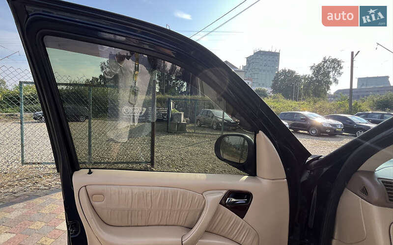 Внедорожник / Кроссовер Mercedes-Benz M-Class 2001 в Стрые