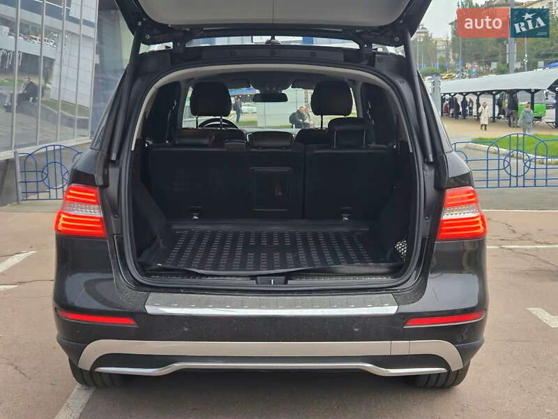 Внедорожник / Кроссовер Mercedes-Benz M-Class 2013 в Киеве фото 9 Внедорожник / Кроссовер Mercedes-Benz M-Class 2013 в Киеве