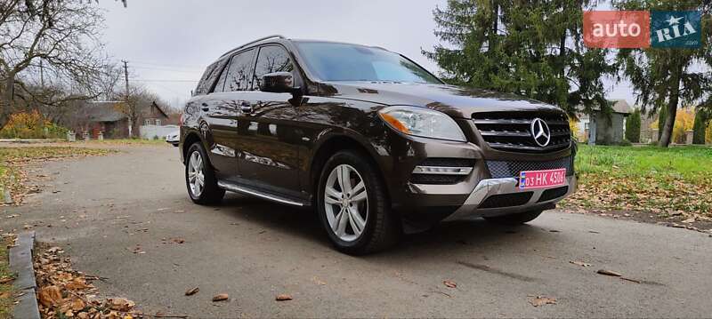 Позашляховик / Кросовер Mercedes-Benz M-Class 2012 в Дубні фото 15 Позашляховик / Кросовер Mercedes-Benz M-Class 2012 в Дубні