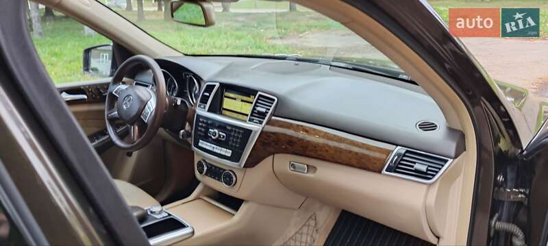 Позашляховик / Кросовер Mercedes-Benz M-Class 2012 в Дубні фото 48 Позашляховик / Кросовер Mercedes-Benz M-Class 2012 в Дубні