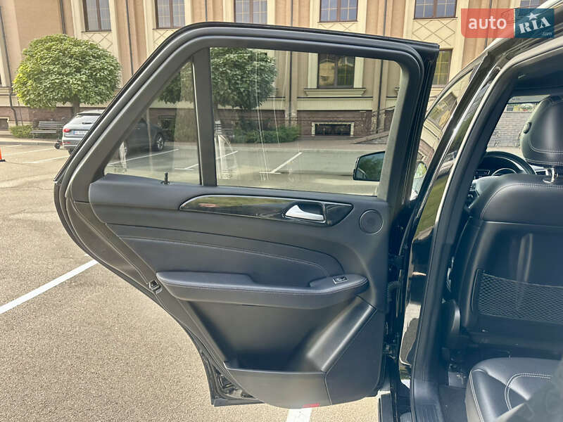 Позашляховик / Кросовер Mercedes-Benz M-Class 2012 в Києві фото 35 Позашляховик / Кросовер Mercedes-Benz M-Class 2012 в Києві