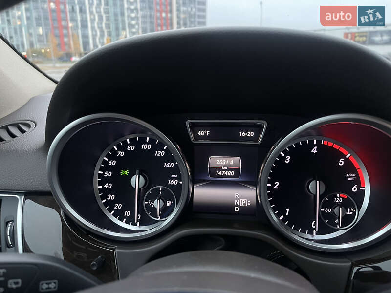 Внедорожник / Кроссовер Mercedes-Benz M-Class 2015 в Киеве