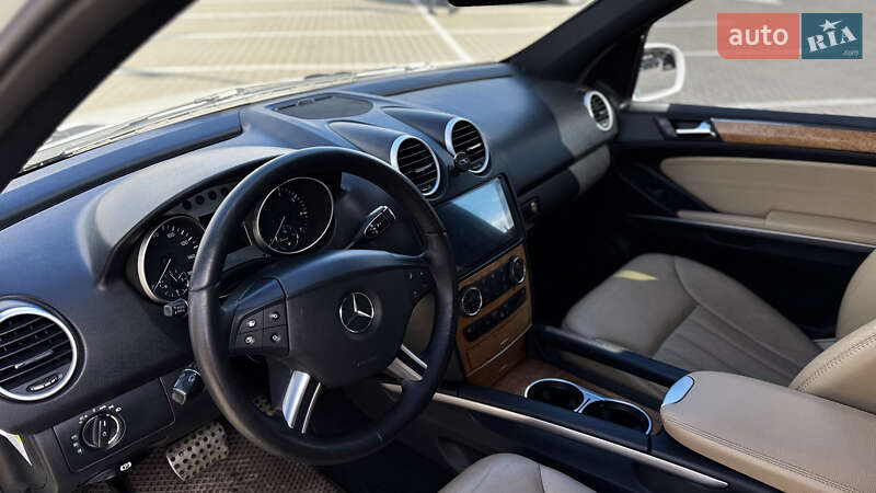 Внедорожник / Кроссовер Mercedes-Benz M-Class 2008 в Черновцах