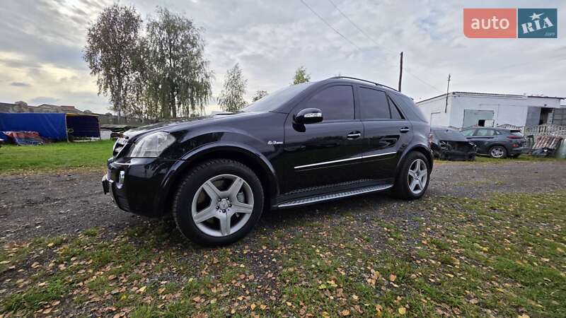 Позашляховик / Кросовер Mercedes-Benz M-Class 2006 в Рівному