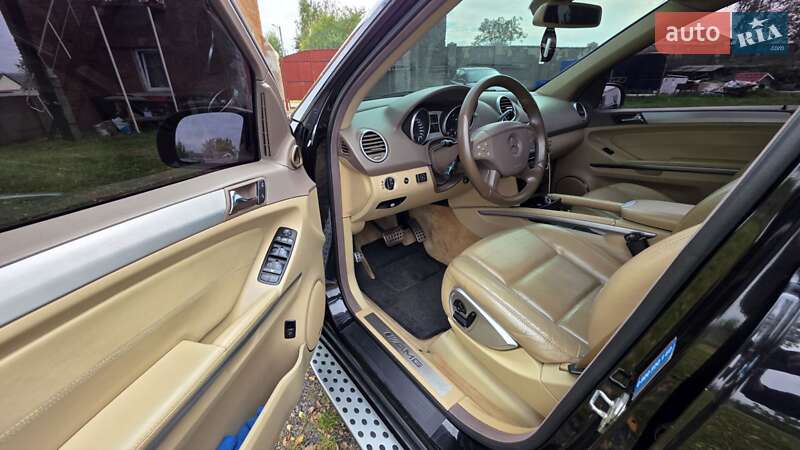 Позашляховик / Кросовер Mercedes-Benz M-Class 2006 в Рівному
