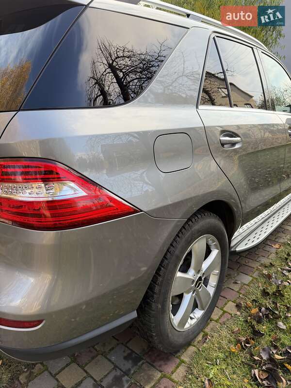 Позашляховик / Кросовер Mercedes-Benz M-Class 2015 в Луцьку фото 10 Позашляховик / Кросовер Mercedes-Benz M-Class 2015 в Луцьку