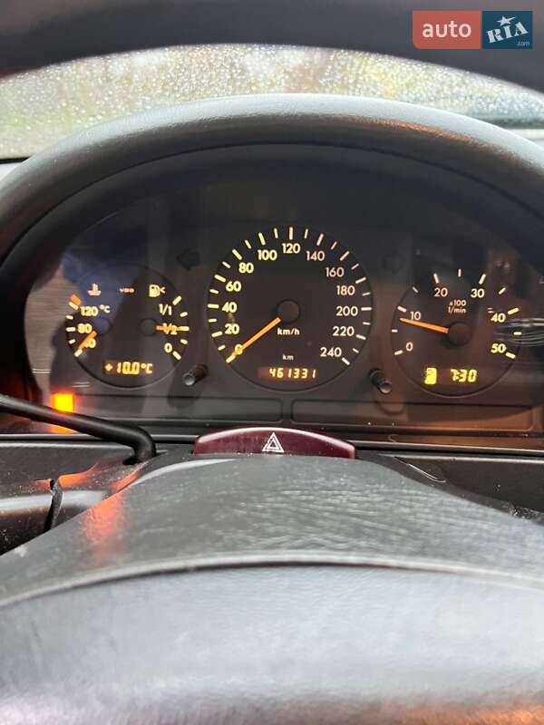 Внедорожник / Кроссовер Mercedes-Benz M-Class 2002 в Киеве