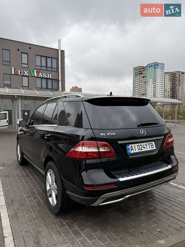 Позашляховик / Кросовер Mercedes-Benz M-Class 2015 в Києві фото 6 Позашляховик / Кросовер Mercedes-Benz M-Class 2015 в Києві