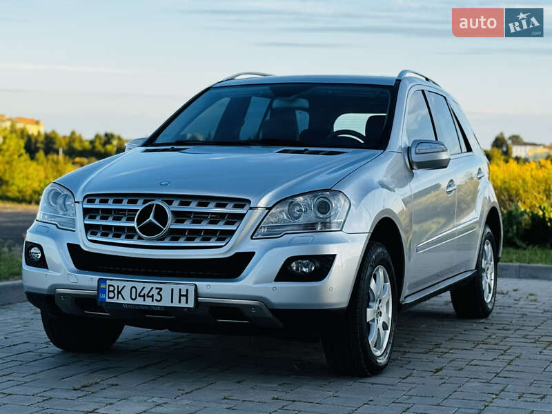 Mercedes-Benz M-Class 2008 Mercedes-Benz M-Class 2008