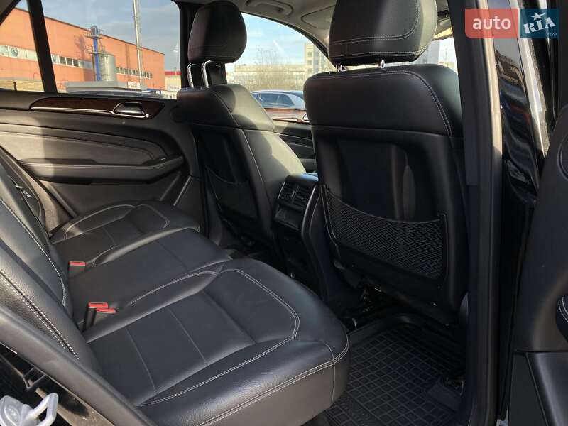 Позашляховик / Кросовер Mercedes-Benz M-Class 2011 в Києві фото 17 Позашляховик / Кросовер Mercedes-Benz M-Class 2011 в Києві