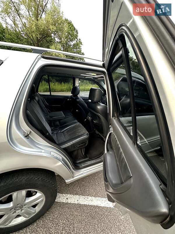 Внедорожник / Кроссовер Mercedes-Benz M-Class 2005 в Прилуках