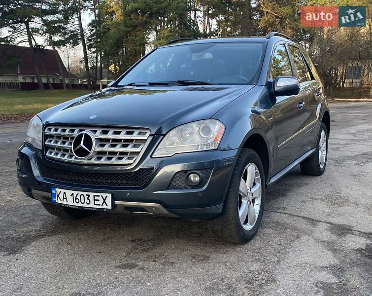 Позашляховик / Кросовер Mercedes-Benz M-Class 2010 в Білій Церкві фото 2 Позашляховик / Кросовер Mercedes-Benz M-Class 2010 в Білій Церкві