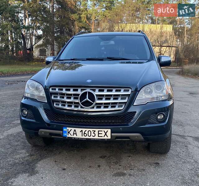 Позашляховик / Кросовер Mercedes-Benz M-Class 2010 в Білій Церкві фото Позашляховик / Кросовер Mercedes-Benz M-Class 2010 в Білій Церкві