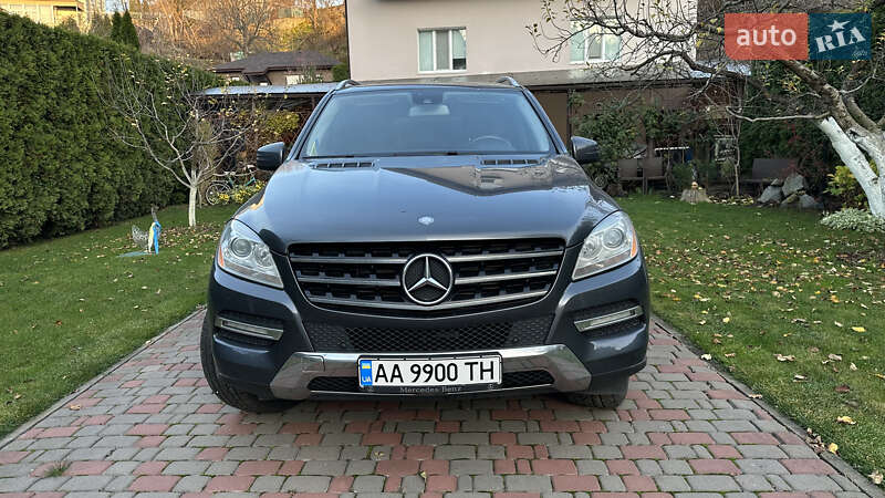 Позашляховик / Кросовер Mercedes-Benz M-Class 2013 в Києві