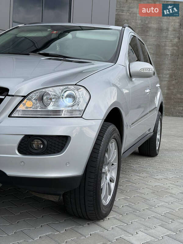 Позашляховик / Кросовер Mercedes-Benz M-Class 2008 в Чернівцях фото 9 Позашляховик / Кросовер Mercedes-Benz M-Class 2008 в Чернівцях